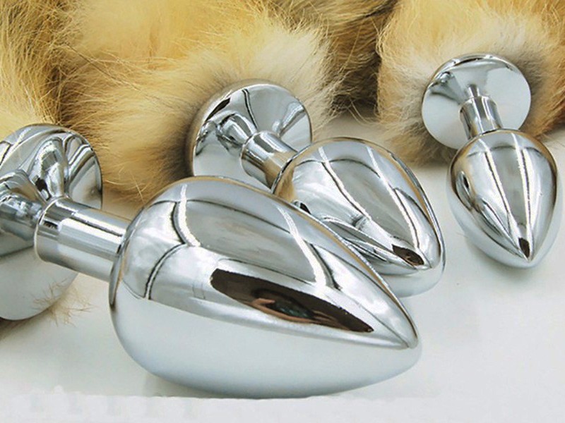 Đồ chơi kích thích hậu môn inox đuôi chồn chất liệu lông mềm