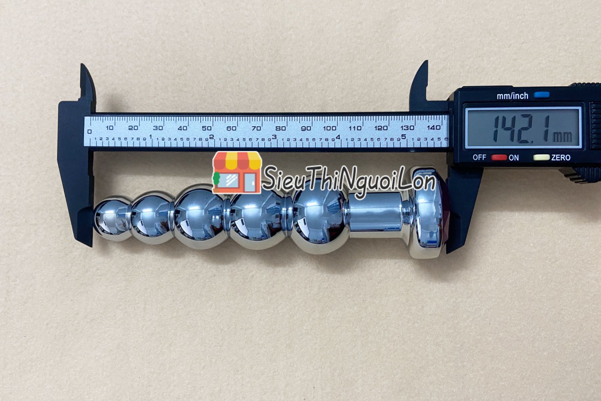Dụng cụ kích thích hậu môn Inox chân đế pha lê an toàn sành điệu
