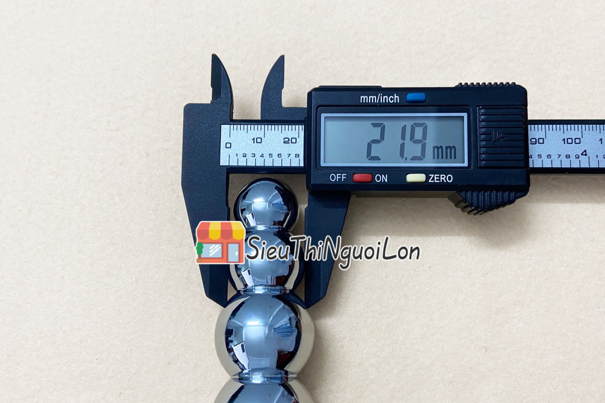 Dụng cụ kích thích hậu môn Inox chân đế pha lê an toàn sành điệu