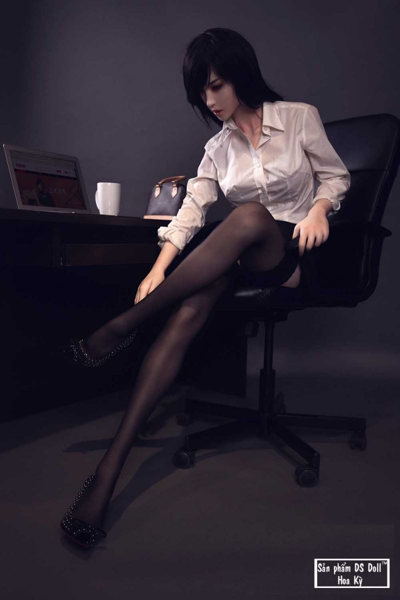 Búp bê DS Keira 1m60 silicon cao cấp Thư ký quyến rũ