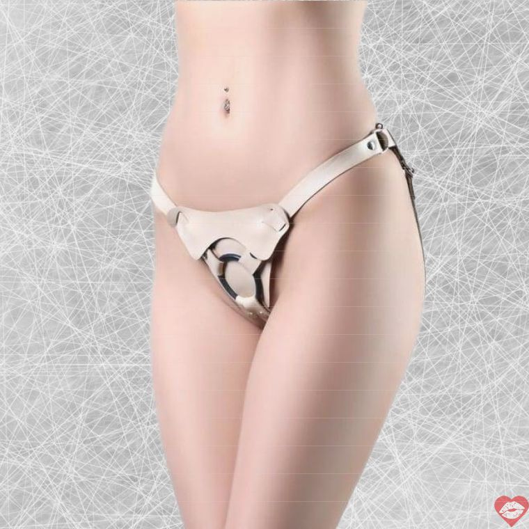 Trusiki Strapon BDSM Eva Beige Da Thật Quyến Rũ Mãnh Liệt 