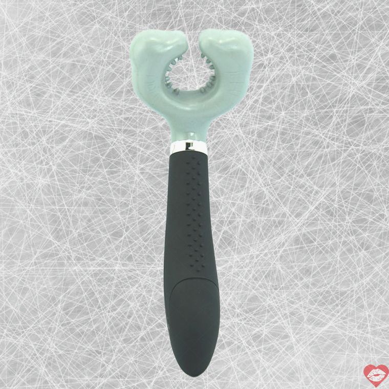 FT Kích Thích Âm Đầu Đen Siêu Mạnh 21cm Thủy Tinh