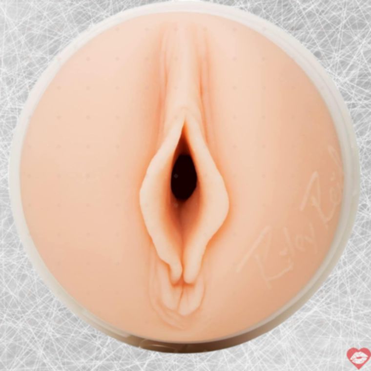 Fleshlight Riley Reid Utopia Steele Pussy