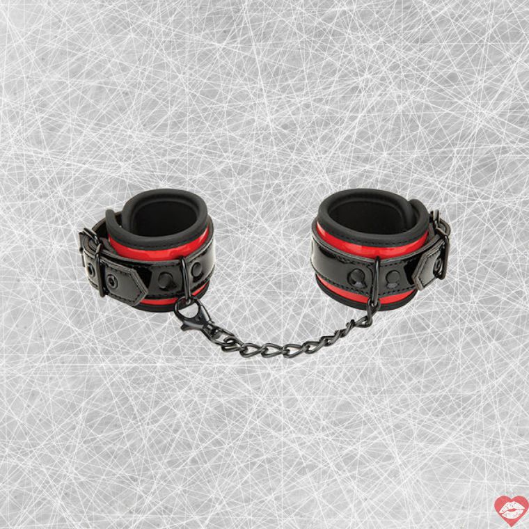 WhipSmart Heartbreaker Cuffs BDSM Siêu Chặt