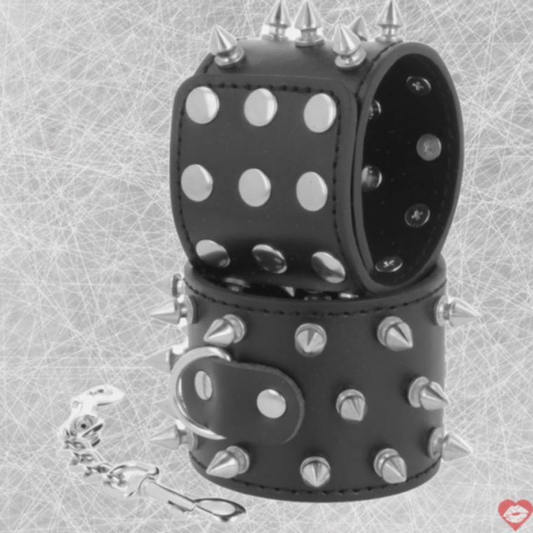 Darkness Còng Tay Gai Nhọn Đen BDSM Tây Ban Nha 