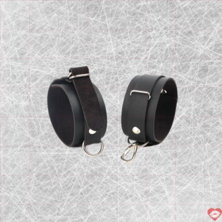Còng Chân Da Basics Điều Chỉnh Bền Bỉ Dễ Dùng Siêu Chặt 